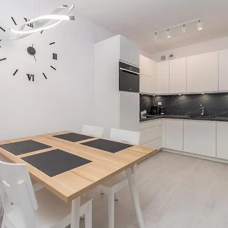 Faro Apartamenty Nadmorskie Tarasy Spa Przy Latarni I Molo Baseny, Sauny, Fitness I Parking W Cenie Kolobrzeg Exterior photo