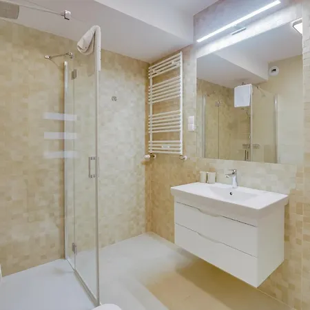 Faro Apartamenty Nadmorskie Tarasy Spa Przy Latarni I Molo Baseny, Sauny, Fitness I Parking W Cenie Kolobrzeg Exterior photo