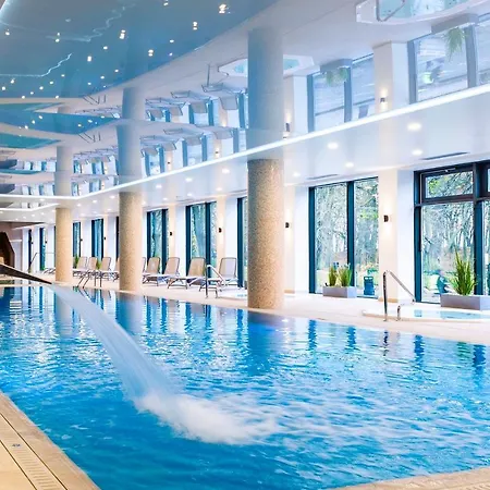 Faro Apartamenty Nadmorskie Tarasy Spa Przy Latarni I Molo Baseny, Sauny, Fitness I Parking W Cenie Kolobrzeg Exterior photo